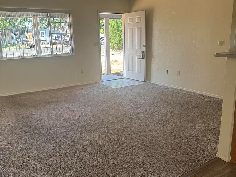 8180 E Prescott Rd — Photo 12