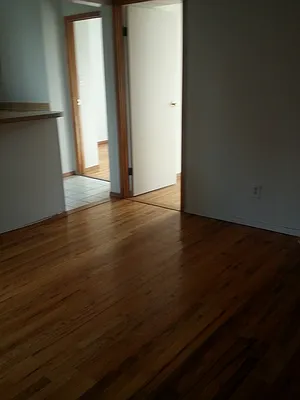 Rented by Susan J. Conaway, LREB | media 4