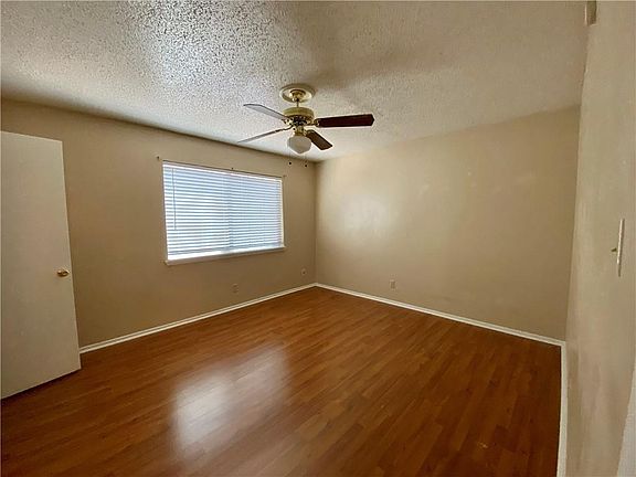 5th image of 1717 W 35th St APT 201