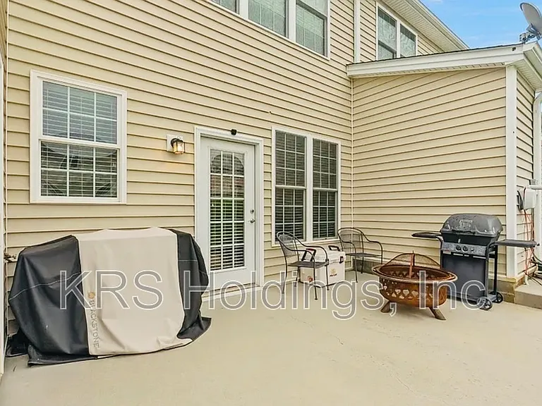 139 Rowse Dr — Photo 8