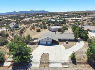 10259 S Jenny St, Oak Hills, CA 92344