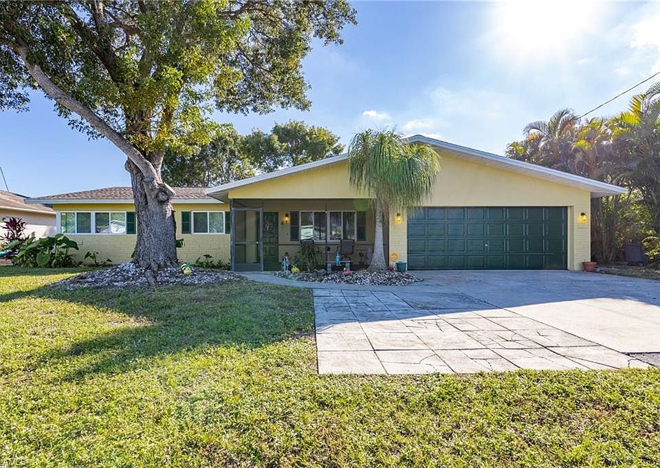1st image of 1962 Coral Point Dr