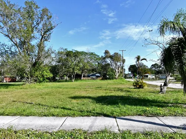 (undisclosed Address), Fort Pierce, FL 34947