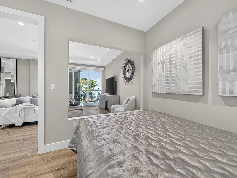 41 SW Seminole St #304 — Photo 12