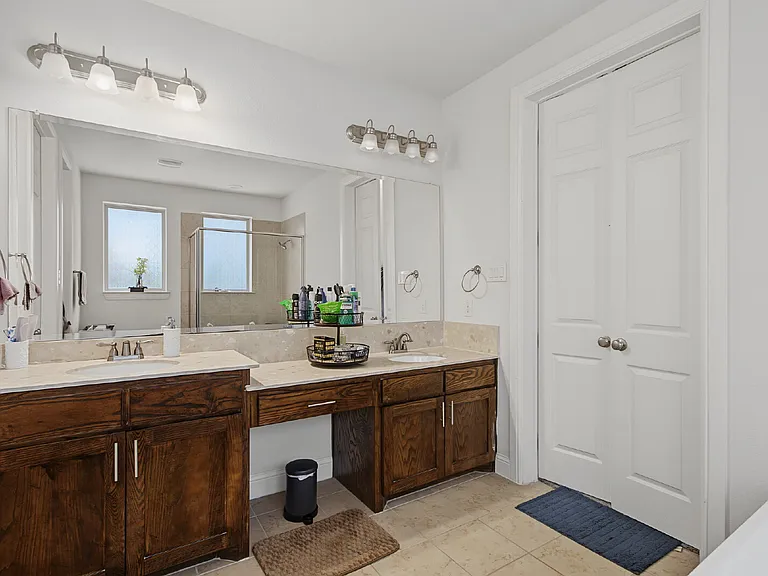 8701 Fairway Ln — Photo 14