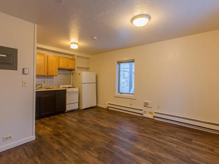 1500 4th Ave #4 — Photo 4