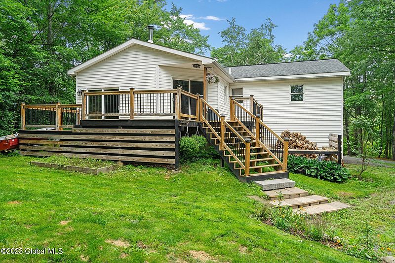 4th image of 3 Breezedale Drive