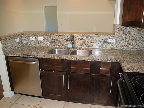2nd image of 520 SW 111th Ave APT 304