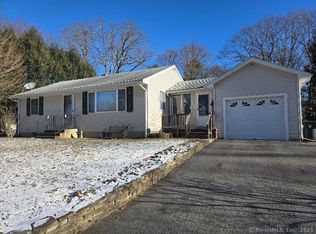 10 George Pl, North Windham, CT 06256