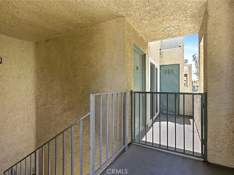 18209 Sierra Hwy #30 — Photo 6
