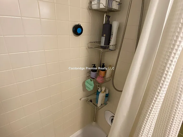 87 Summer St #3A — Photo 13