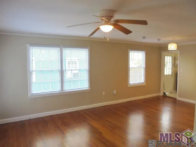 1035 Rittiner Dr — Photo 3