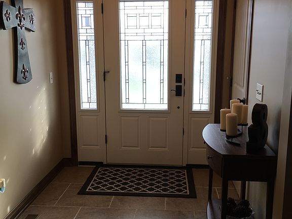 4th image of 1555 Briargate Dr