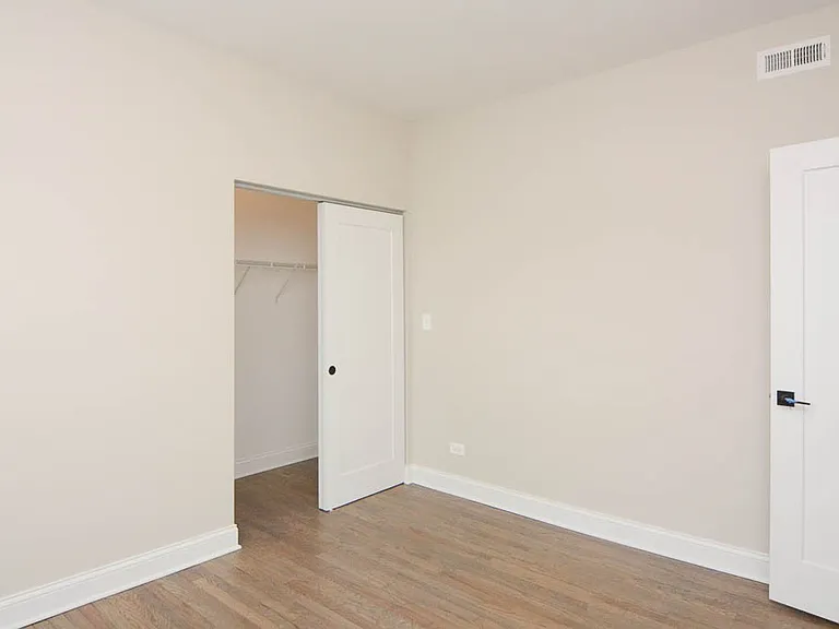 3407 W Fullerton Ave #D4 — Photo 16