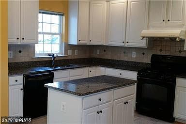 3rd image of 2612 Oak Valley Dr