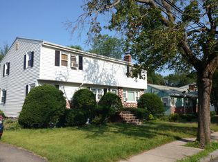 39 Pleasantdale Rd, West Roxbury, MA 02132