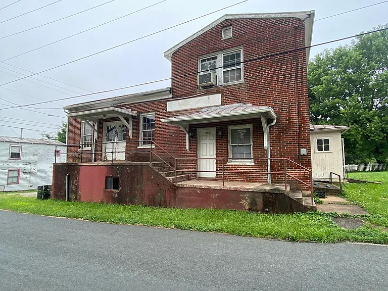 162 Depot St — Photo 5