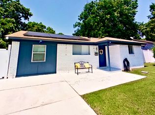 2209 Sycamore Dr, Arlington, TX 76013