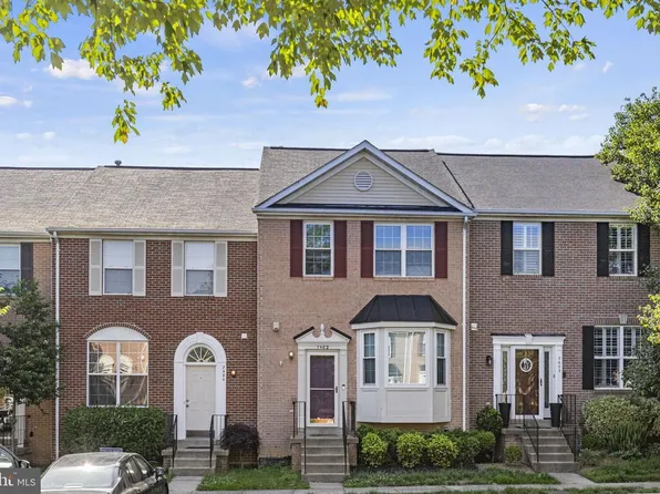 7482 Digby Grn, Alexandria, VA 22315
