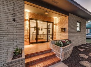 1104 Mountain Lake Rd, Dallas, TX 75224