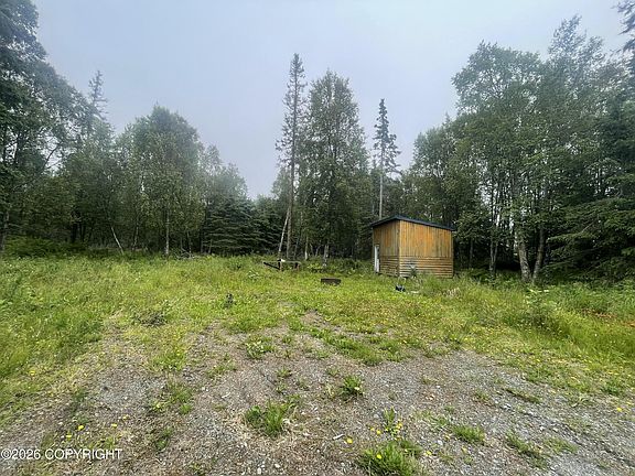 4th image of 2815 Iliamna Rd