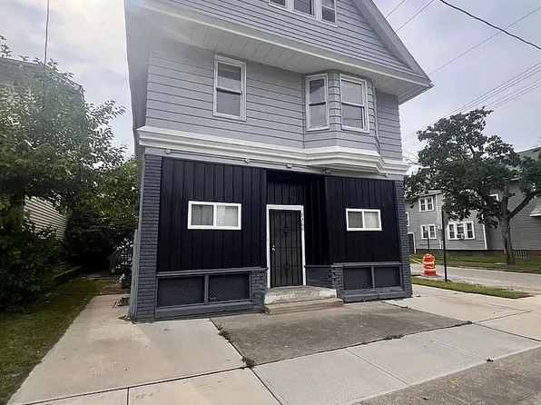 3366 W 94th St, Cleveland, OH 44102