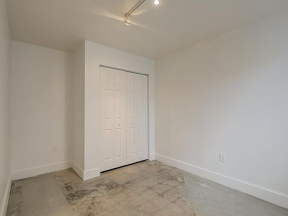4th image of 208 S Avenue 58 #3