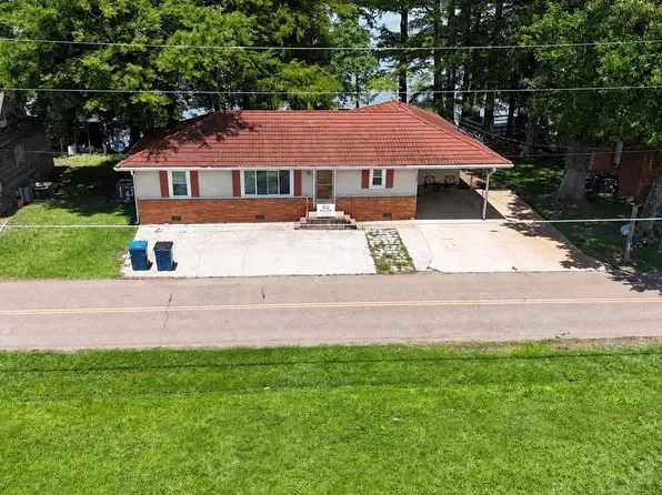 985 Lake Dr, Hornbeak, TN 38232
