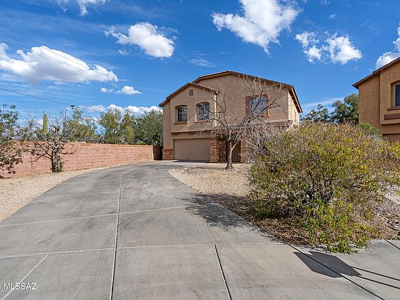 3rd image of 8380 N Weston Pl