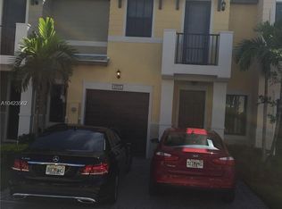 5915 NW 104th Path, Doral, FL 33178