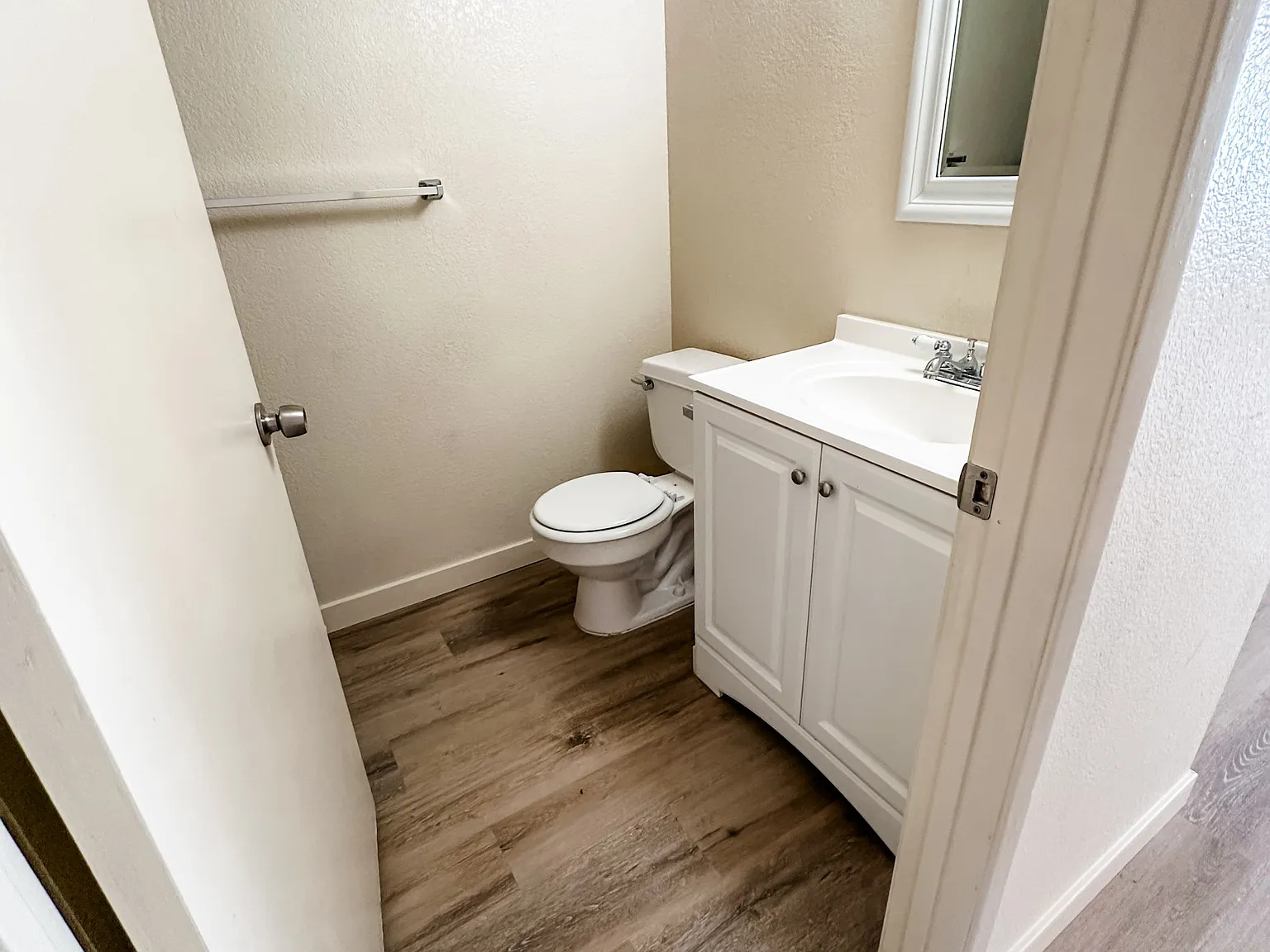 2 bed, 850 sqft, $1,500 — Photo 4