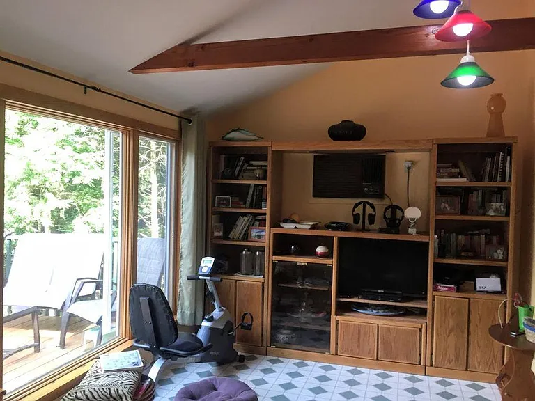Cornwall Pl — Photo 11