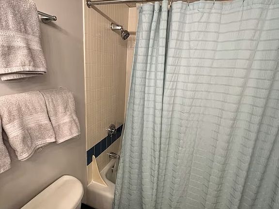 4th image of 375 Endicott St N #201A