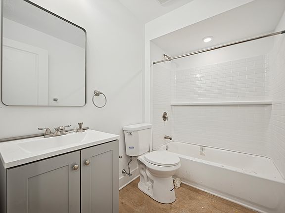 4th image of 3413 N 19th St #1F