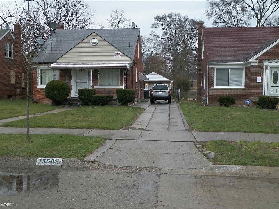 2nd image of 19508 Pierson St