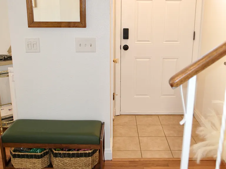 Interior entryway
