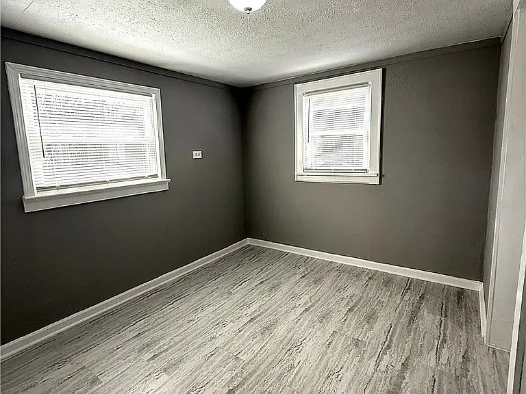 390 Cole Ave — Photo 22