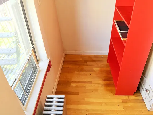 Rented by Remax Real Estate Professionals | media 11