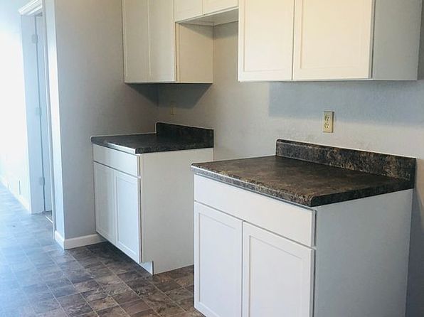 115 N Meadowlark St, Meade, KS 67864