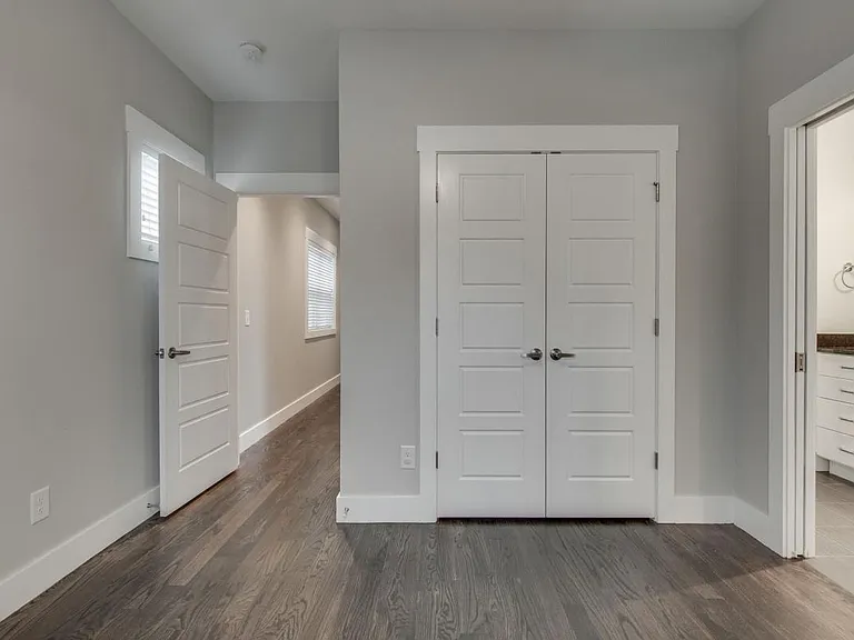 4608B Michigan Ave — Photo 26