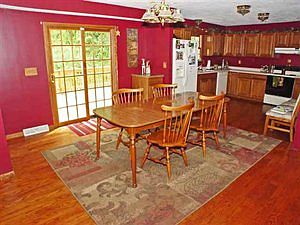3rd image of 206 Cortland Dr
