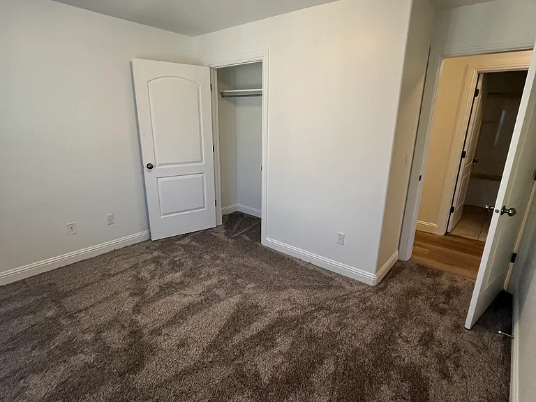 235 N 1200 W #301 — Photo 7