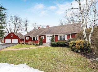 7 Berwyn Ln, West Hartford, CT 06107