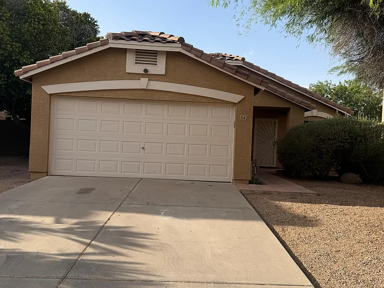 542 W Princeton Ave — Photo 14