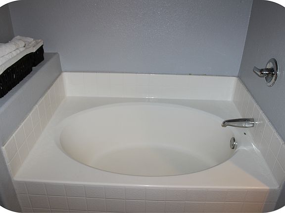 2nd image of 4 Westridge Pl