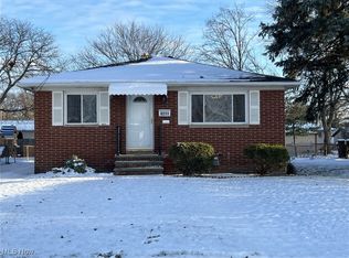 6211 Sylvia Dr, Brookpark, OH 44142