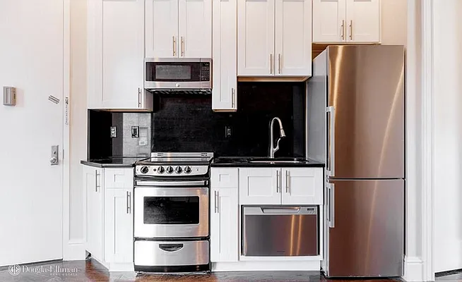 Rented by Douglas Elliman | media 16