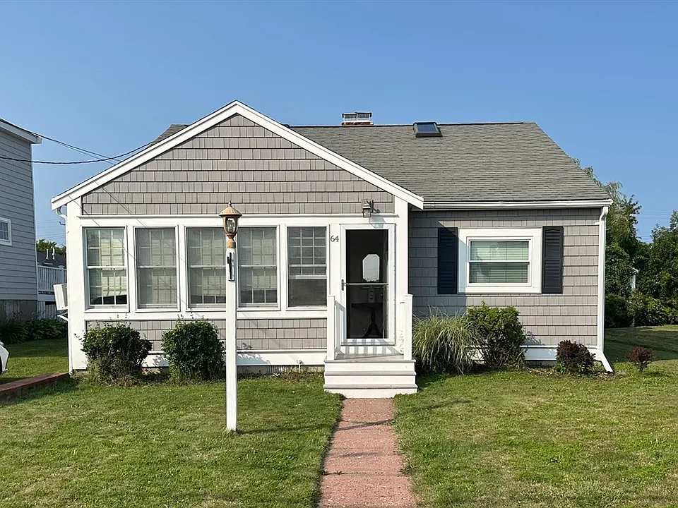 64 Everson Rd #1