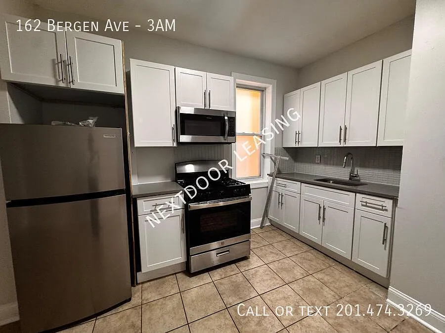 162 Bergen Ave #3AM