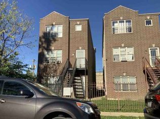 6313 S Eberhart Ave, Chicago, IL 60637